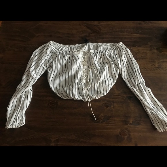 Windsor Tops - Striped long sleeve cropped top.